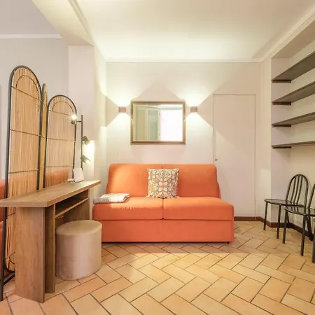 Apartment The Central House By Studio Vita